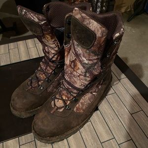 Danner 800 gram boots